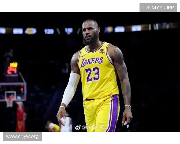 官方詹姆斯缺席媒体日明日受访