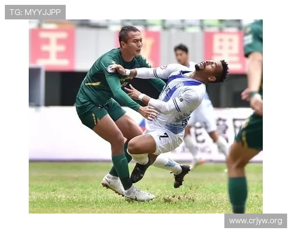 斯洛特盼萨拉赫赛季收官增添两座奖杯 斯洛特盼萨拉赫赛季收官增添两座奖杯